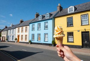 Aberaeron – Georgian Elegance & Honey Ice Cream